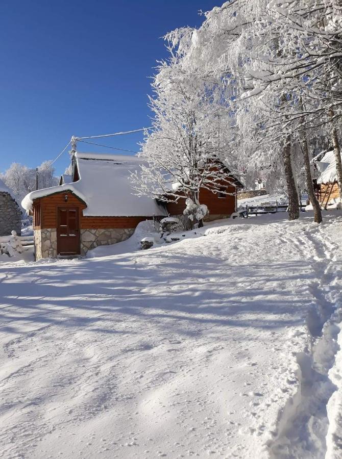 Family Farm Bungalow Жабляк Экстерьер фото