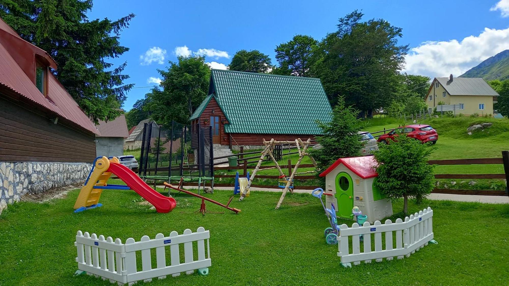 Family Farm Bungalow Жабляк Экстерьер фото